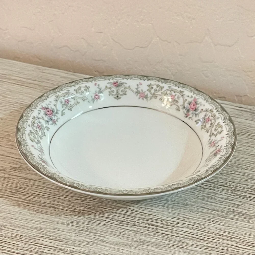 Noritake China Edgewood 5807 Bowl Small 5.5